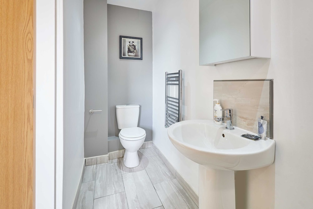 Host Stay Abbey Terrace Apartment