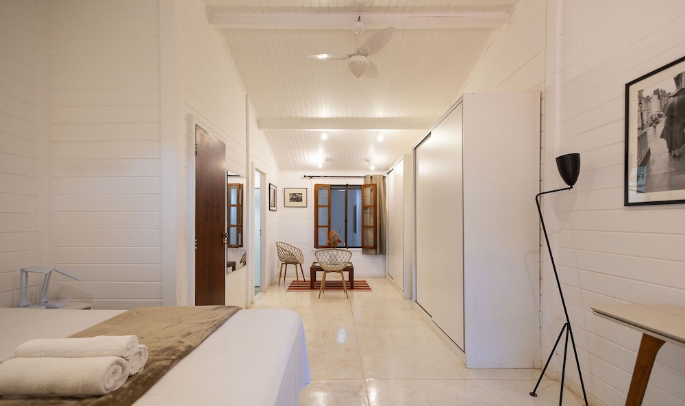Charming House w/ BBQ in Vila Planalto Act029