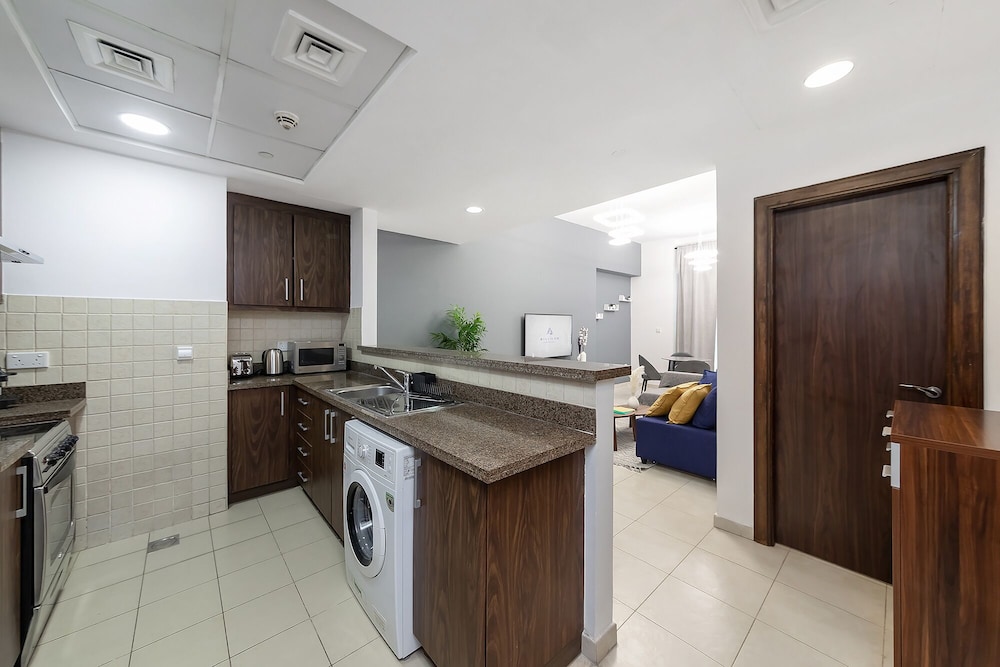 apartment executive tower