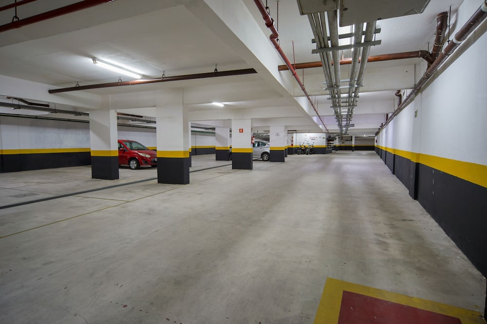 Apto pet Friendly c Churrasqueira a 100m da Praia