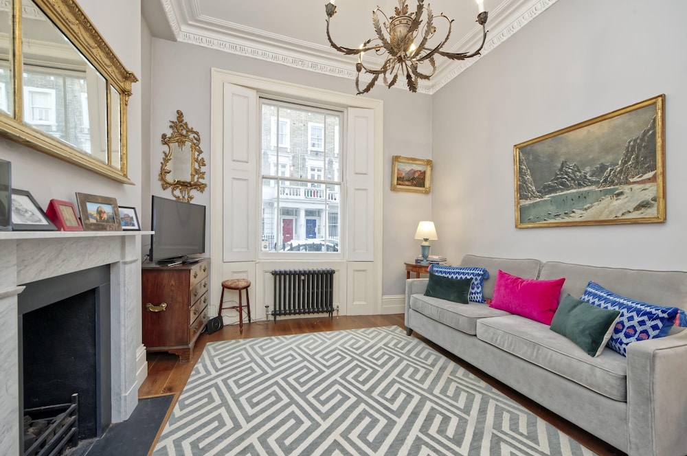 Fantastic Traditional 1bed Apartment Pimlico