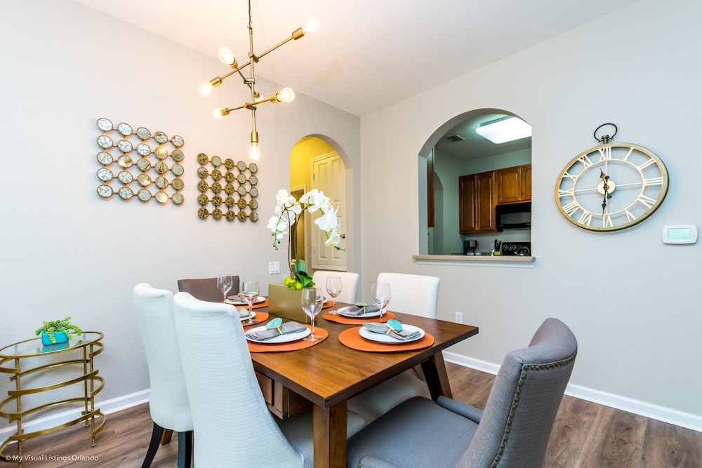 Gorgeous Vista Cay Condo, Next to Resort Clubhouse