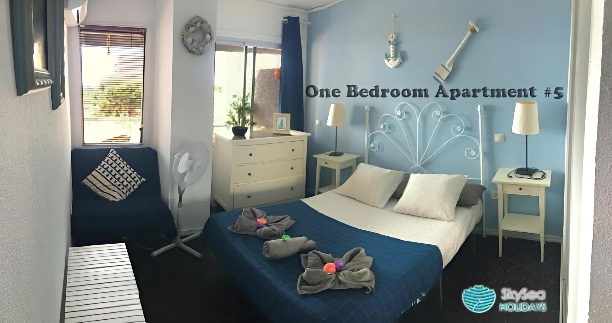 Sky Sea Holidays PUERTO MARINA I