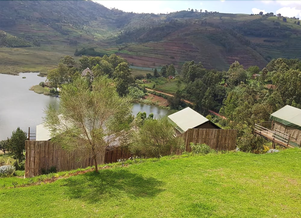 Hawk's Eye Lodge Bunyonyi