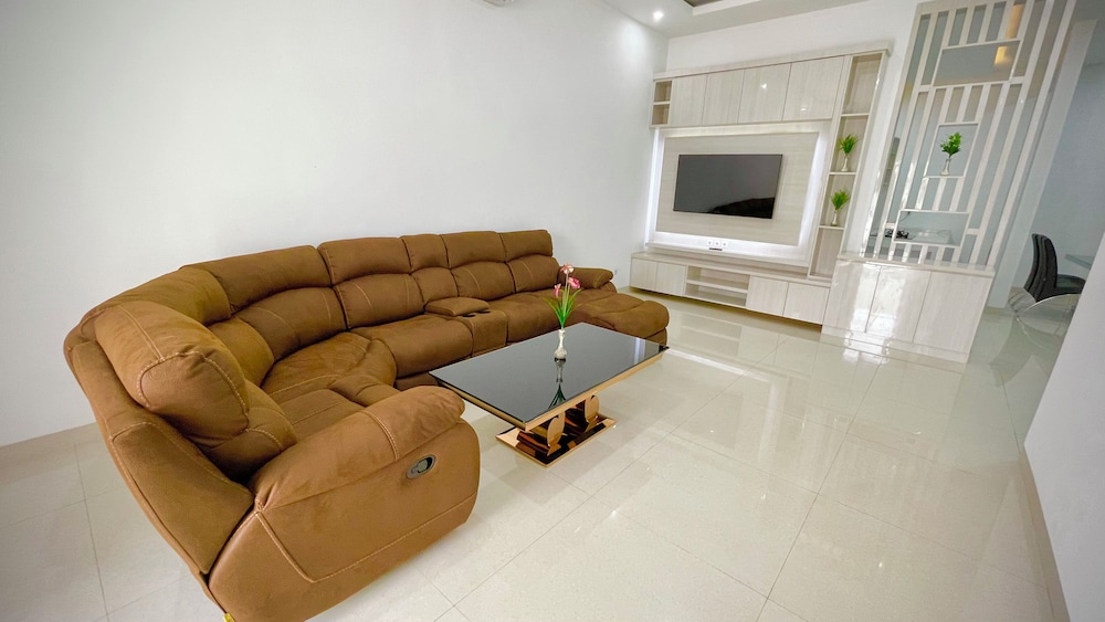 RRR Luxury Villas