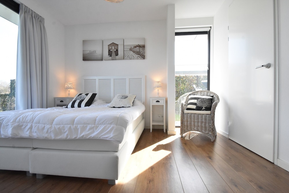 Luxury Villa in Harderwijk near Lake