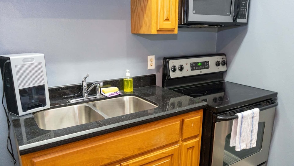 Priced Right Near Beach Well Equipped 2 Bedroom Apts