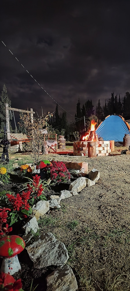 LA TATA CABAÑA  ZON DE CAMPING