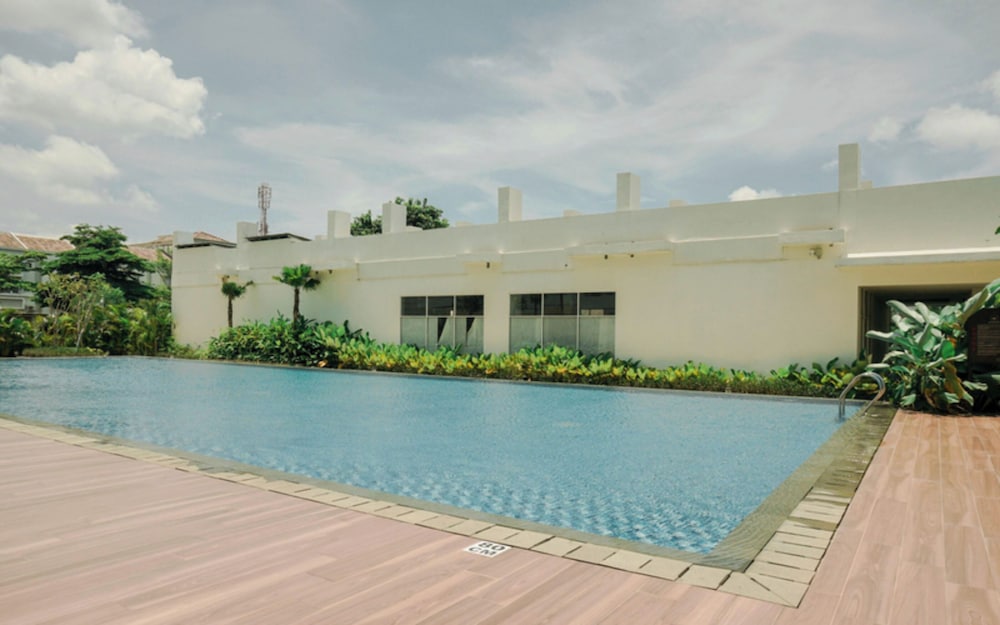 Elegant and Homey Studio Apartment Citra Living