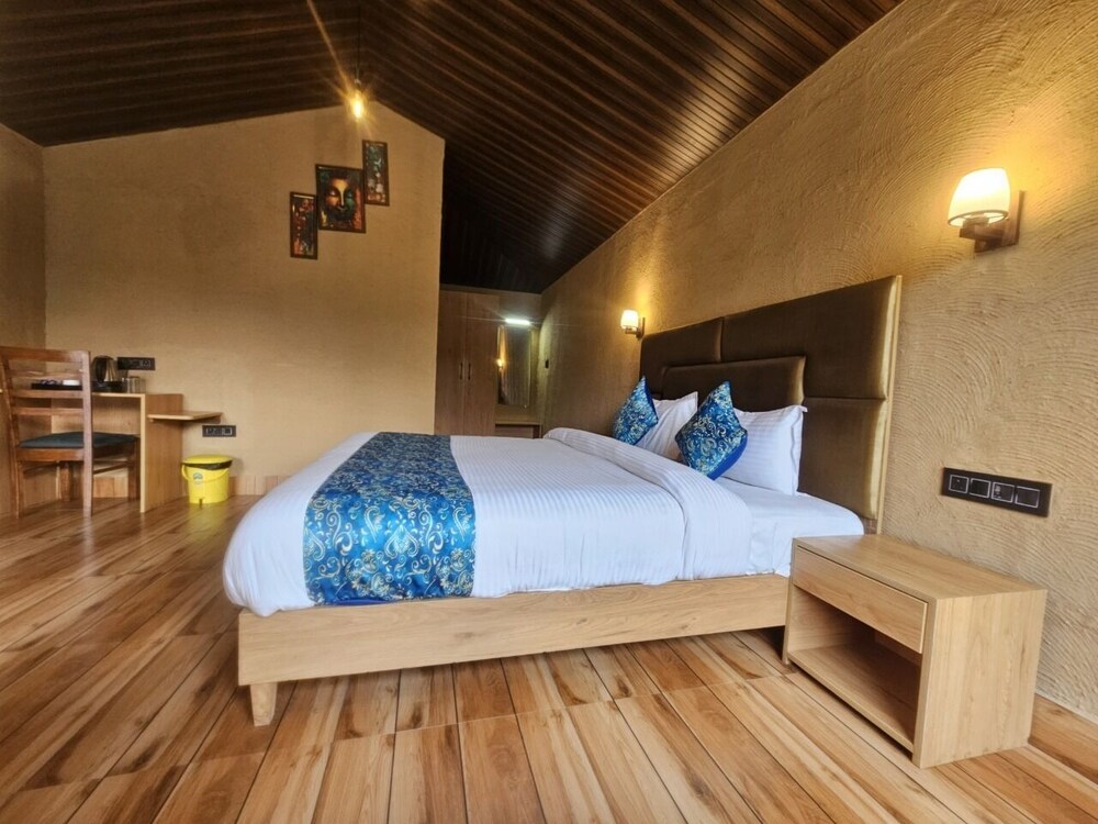 Nayana Corbett Resort