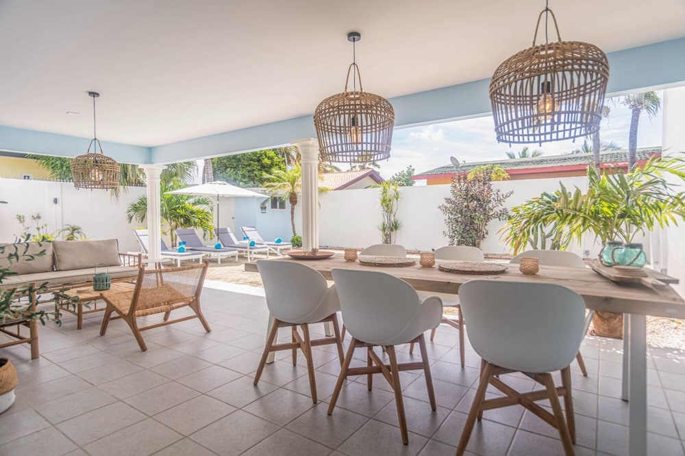 NEW Cozy Casa in Oranjestad