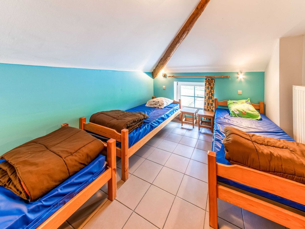 Charming Farmhouse in Brisy view 4