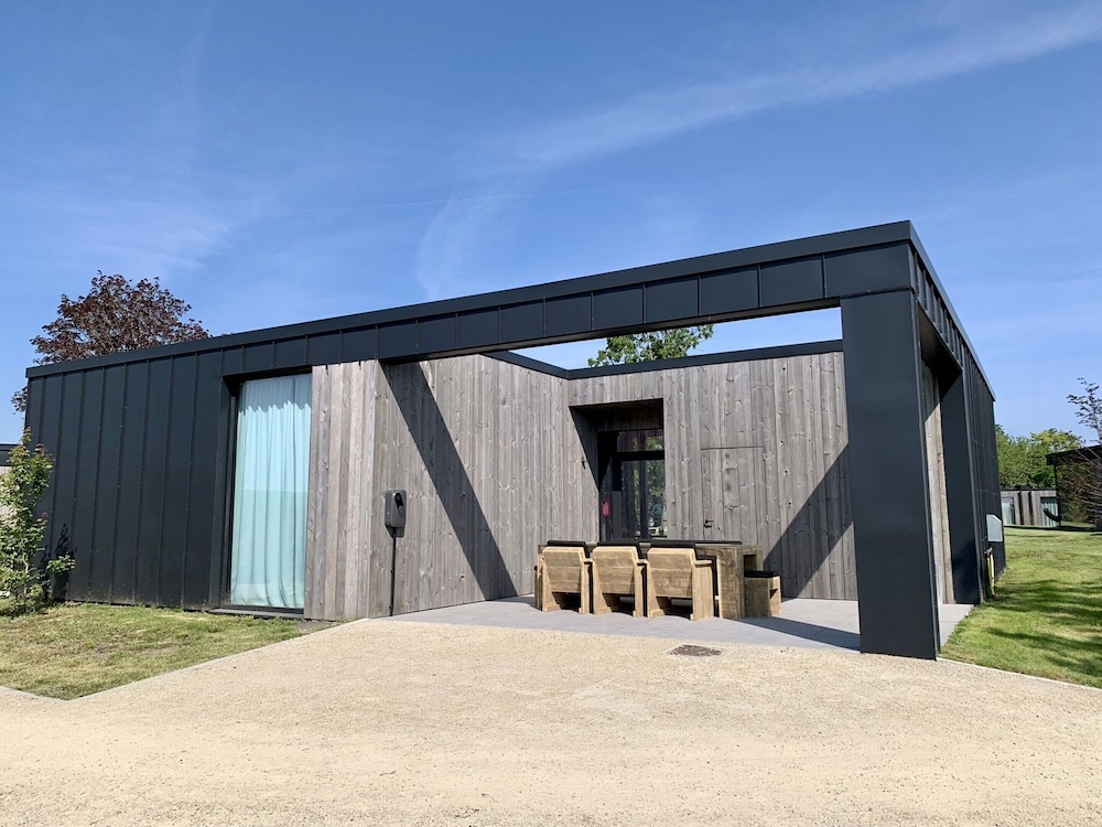 Maison Heurelijk Modern Finished Near Somme-leuze