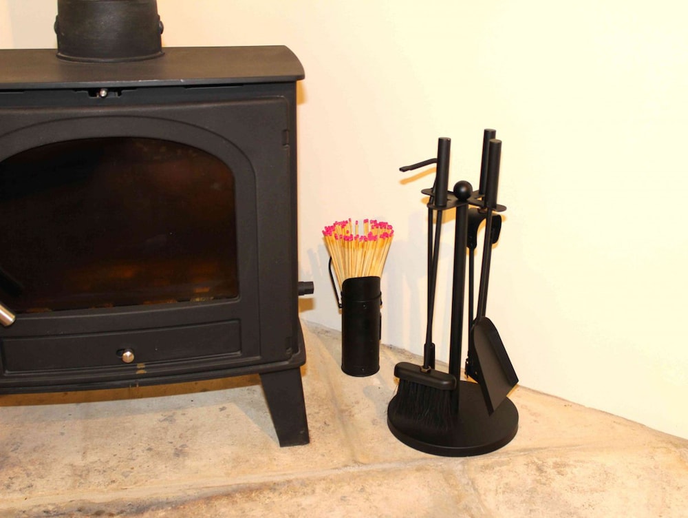 Stroud Vacations - Cotswolds Valleys Accommodation Springfl - Property Image 11