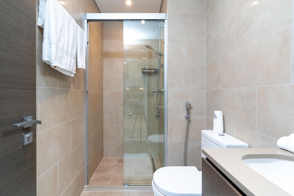 Whitesage - Elegant Apartment With Unobstructed City Views