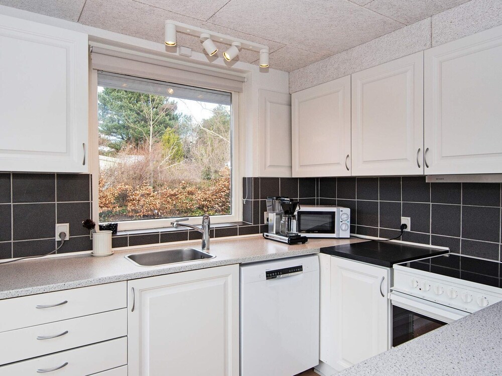 7 Person Holiday Home in Ebeltoft view 5