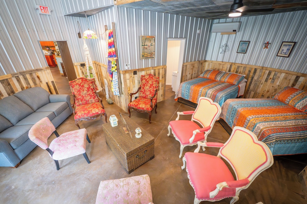 Hermann Grain Bins BNB