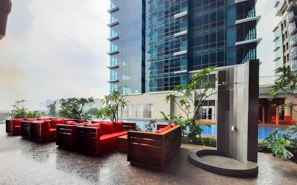 Good Choice And Cozy Studio At Tamansari Iswara Apartment