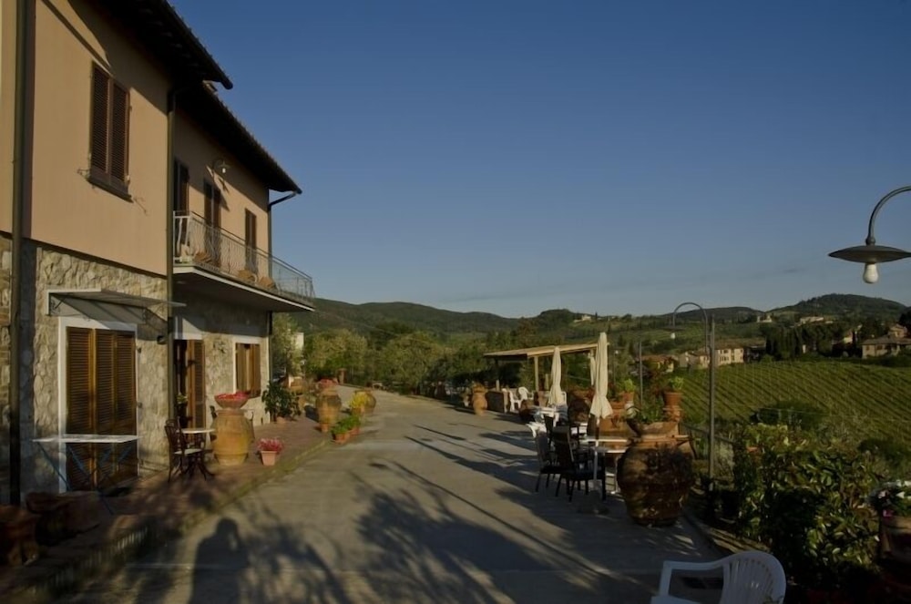 Photo 30