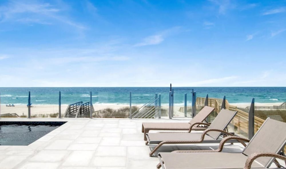Sea La Vie at Eleanor Beach