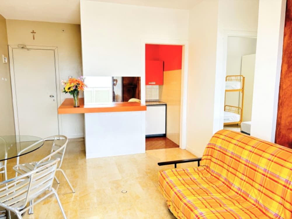 Bibione Flat With Wonderful sea View-beahost