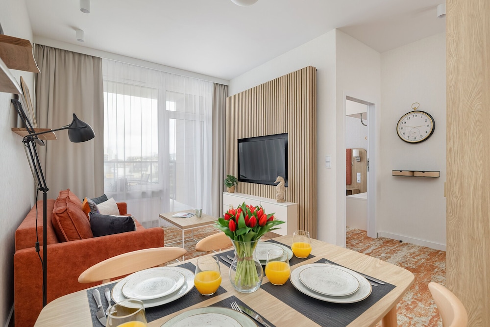 Bel Mare Apartment w/ Balcony by Renters