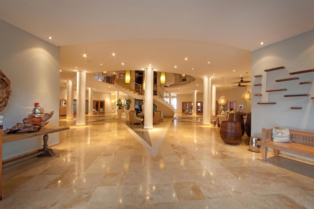 Hotel Bannister by Mint - Photo 2