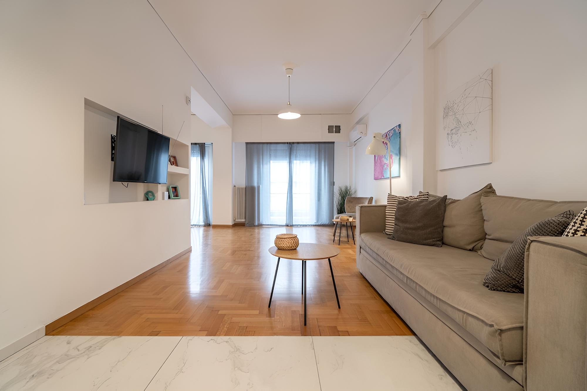 Zan Moreas Beautiful Apt in Koukaki