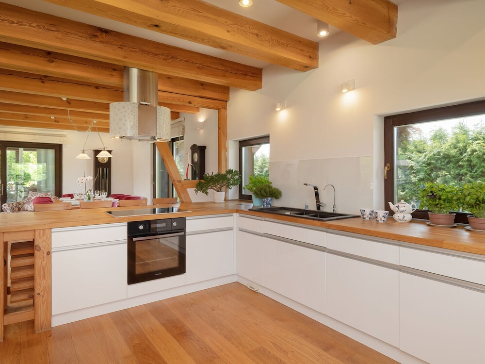 Holiday Home in Przew?oka With Forest view 5