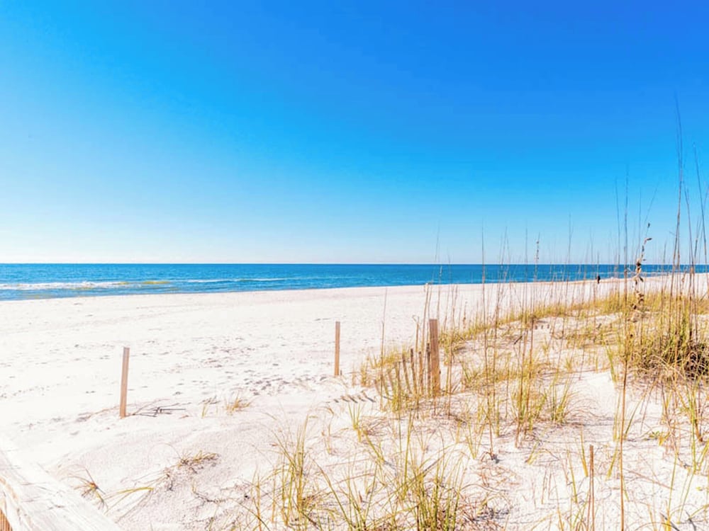 Yacht Harbor House by Southern Vacation Rentals