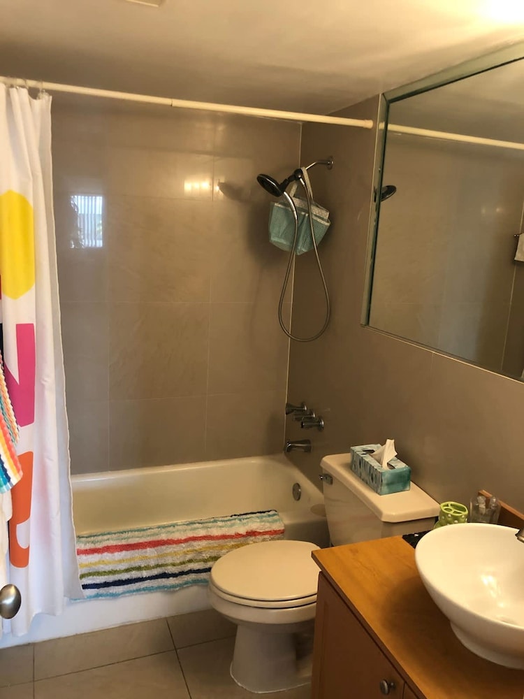 Golden Isles Suite 315