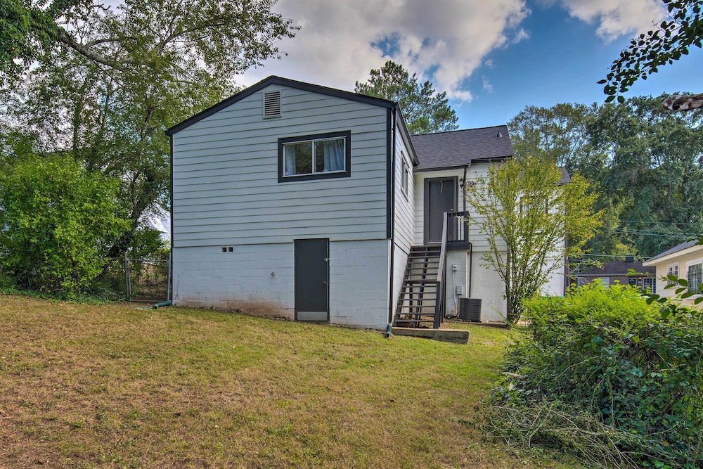 Pet-friendly Atlanta Home < 5 Mi to Downtown! view 4
