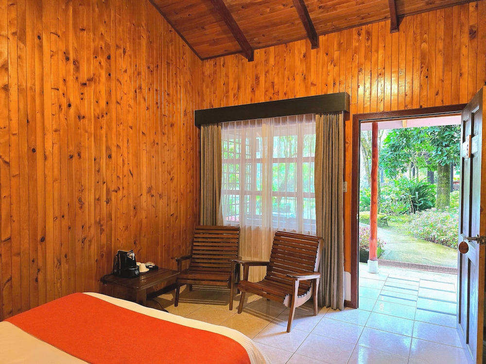 Hotel de Montaña Suria