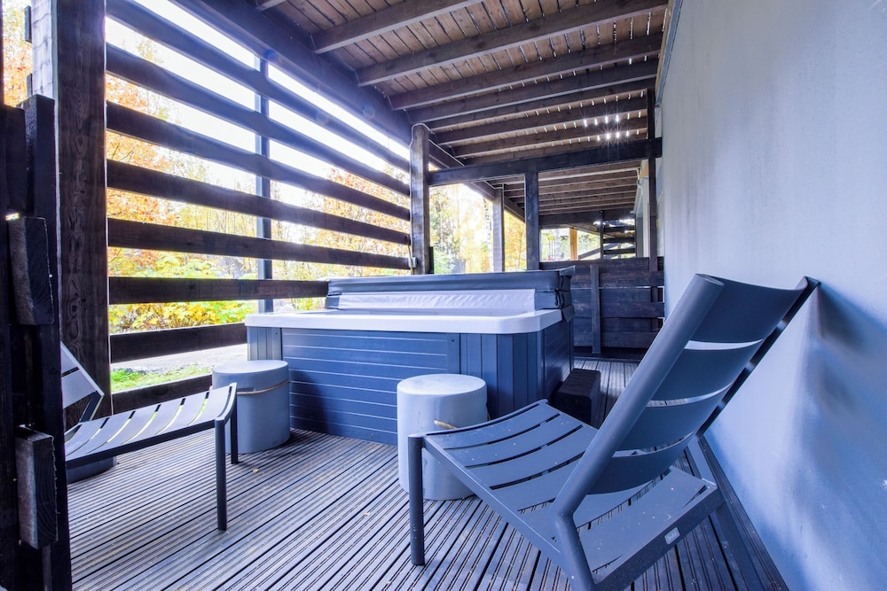 Comfy Cabin in Tahko with Hot Tub. Private Sauna