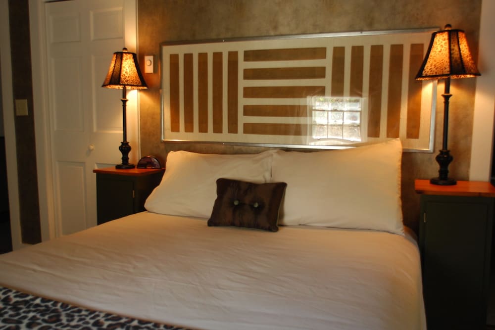 Admiral Peary Inn Bed & Breakfast view 3