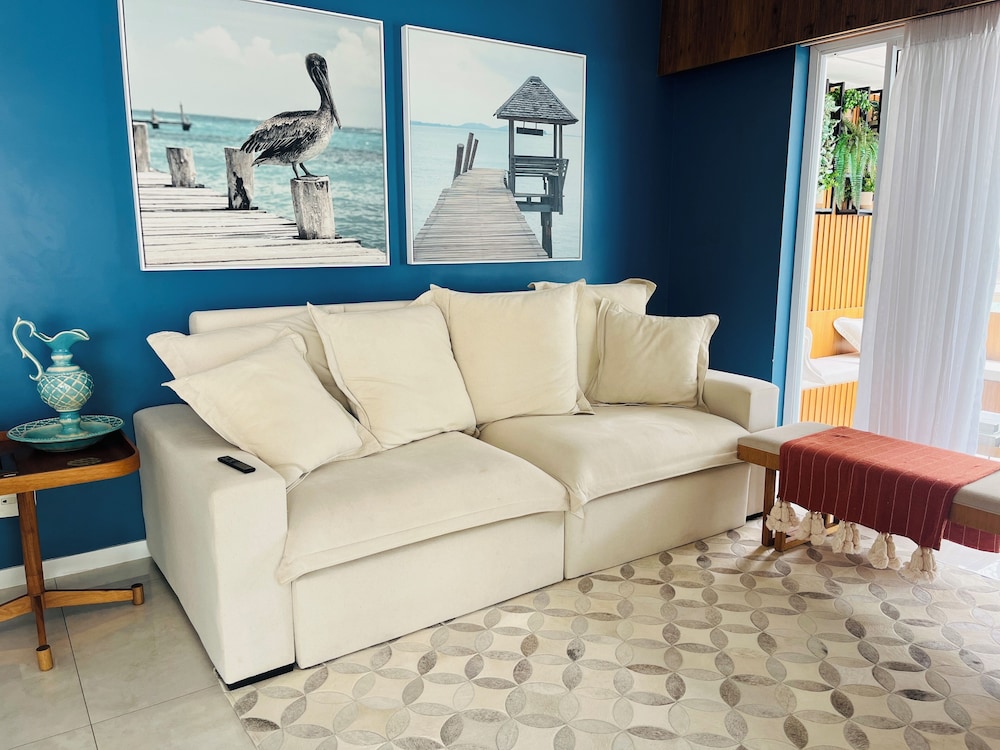 CM 304 - luxo conforto em frente ao mar