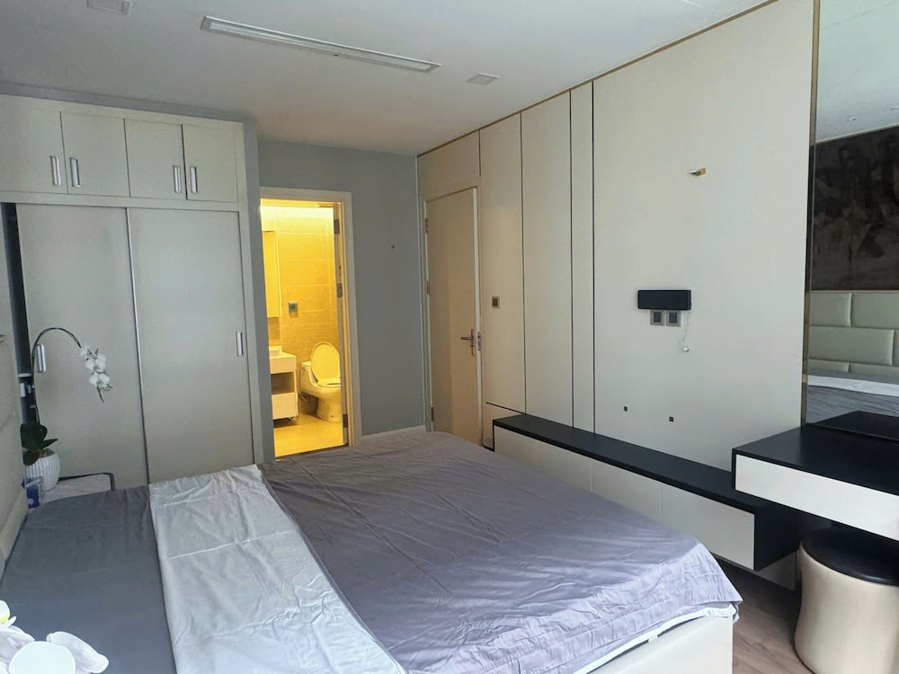 HoaNhi Apartment inVinhomes Central Park
