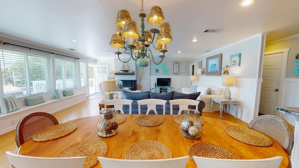The Island Star by Tybee Vacation Rentals