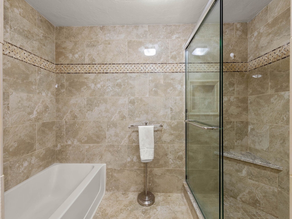 Santa Maria 208 by Distinctive Beach Rentals