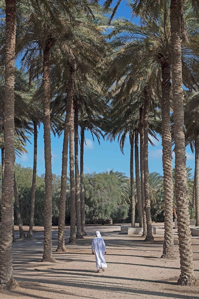 Anantara Al Sahel Villa Resort