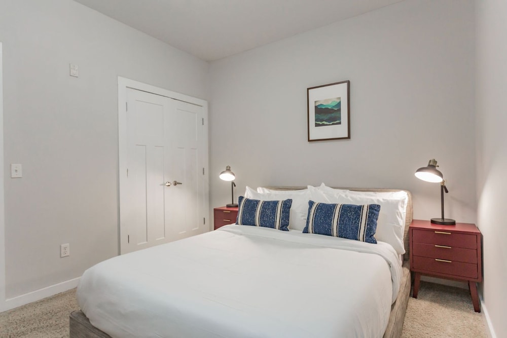 Cozysuites Musicrow Classy 1BR w Free Parking 09, Foto 87