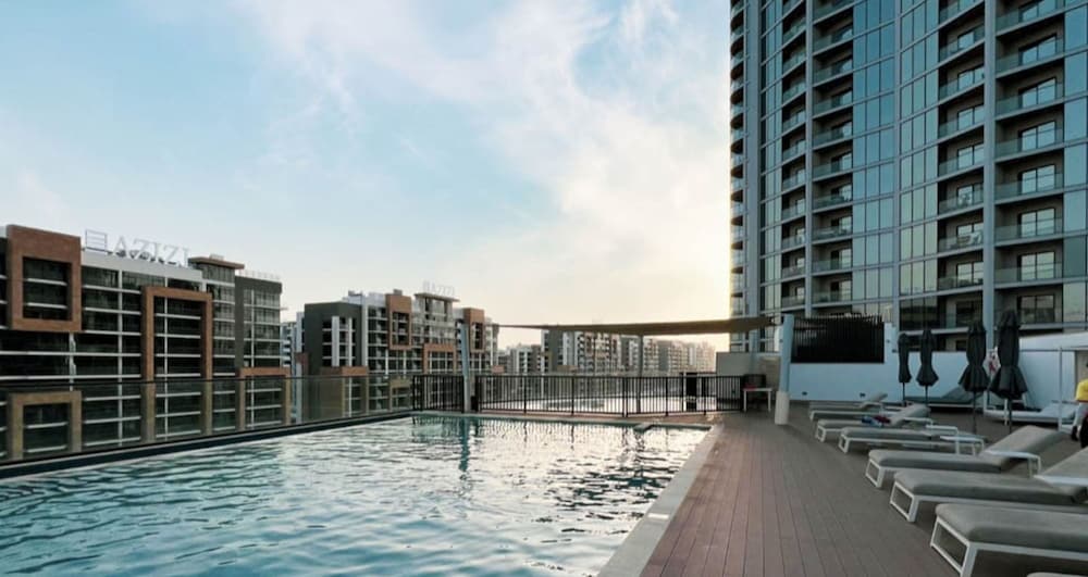 Manzil - Lux 1BR Near Downtown With Skyline Views