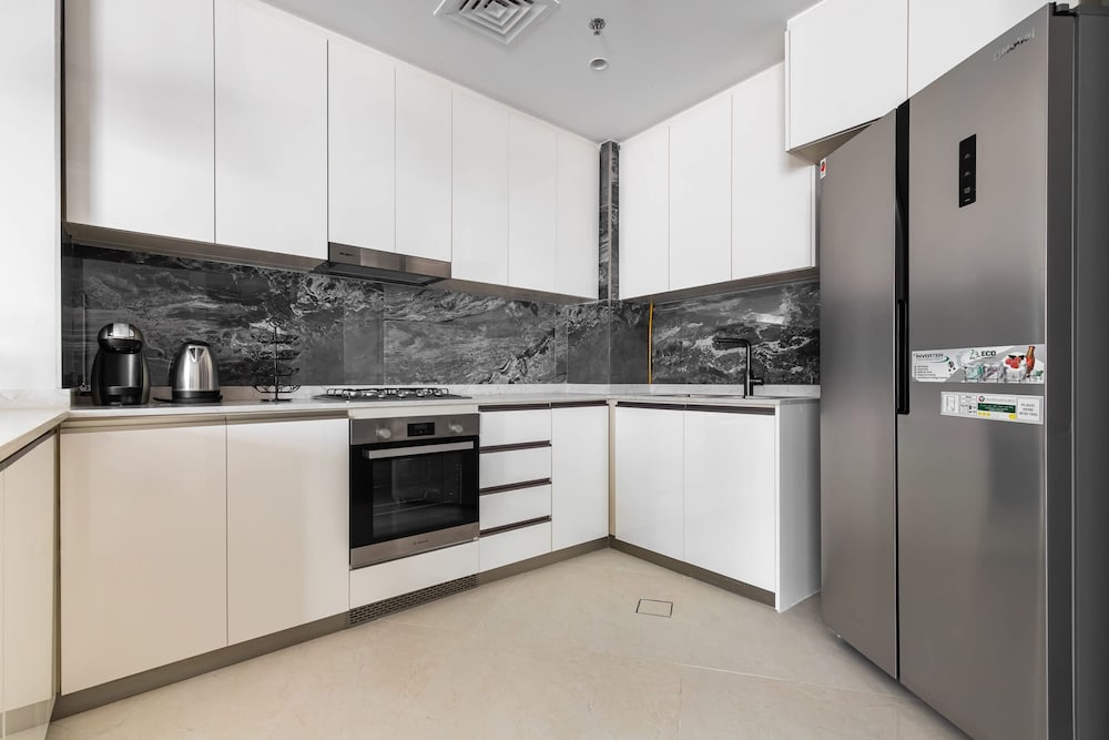 Luxurious 3Br Apt in Nobles Tower Full Burj View