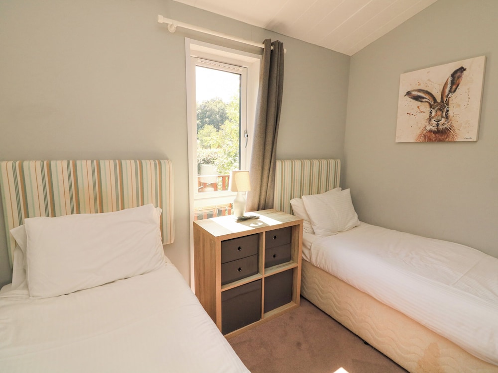 Woodland View 7 - Oak Cabin