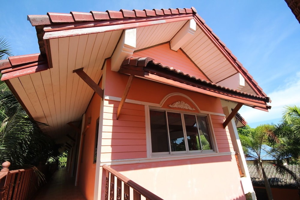 Lanta Nature House