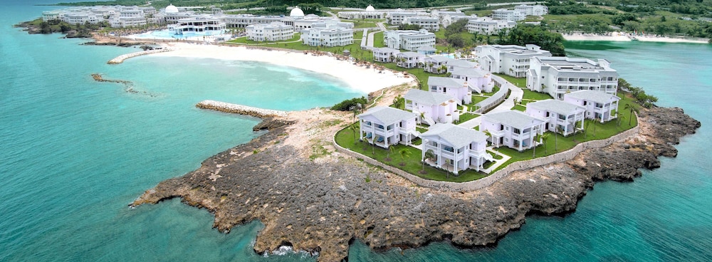 Grand Palladium Lady Hamilton Resort  Spa All Inclusive - Property Image 191