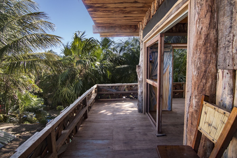 Cancun Vacations - Bambu Gran Palas Hostel Party - Property Image 60