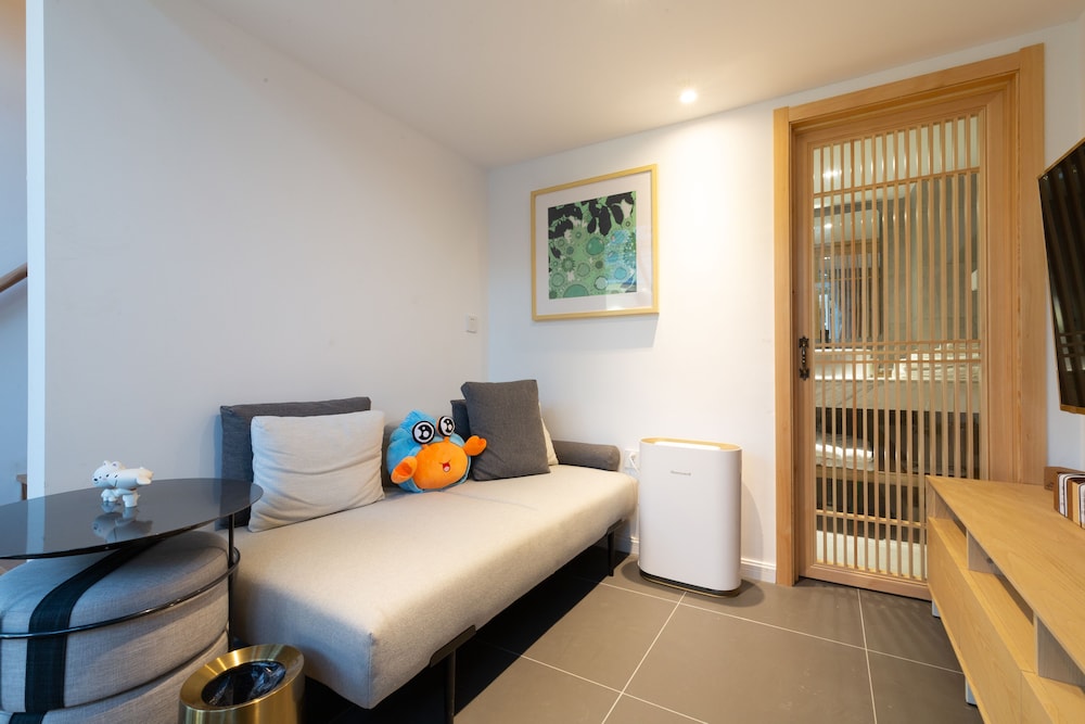 Isvara Flowing Ocean Guesthouse