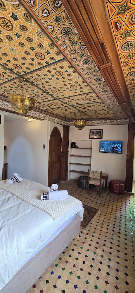 RIAD RAHBA FEZ