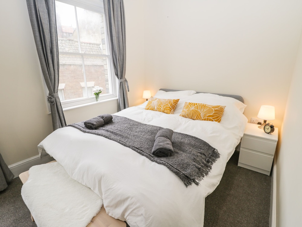 24 Baxtergate